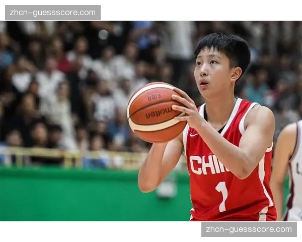 冉珂嘉成为第四位被WNBA选中的中国队球员，亚特兰大梦想第43顺位选中中国后卫